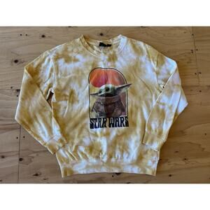 Star Wars The Child Baby Yoda Grogu Sweatshirt Womens Medium Mandalorian Tie Dye